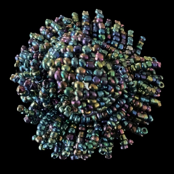 ๐ Iridescent Beaded Cluster Statement Ring ๐ - Picture 3 of 3